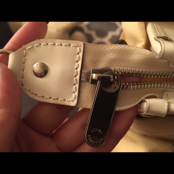 ❌SOLD❌Authentic LV Madeline PM - Picture 7 of 8